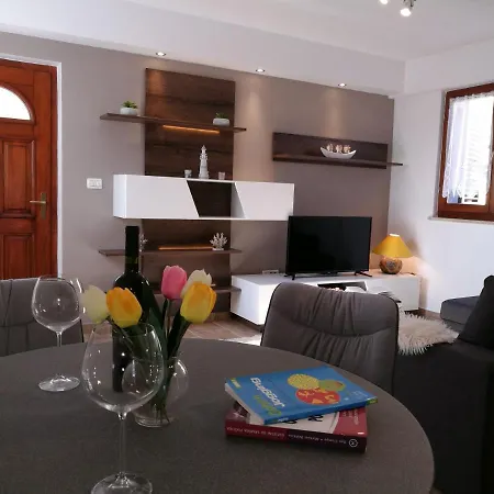 Haus Anka 3 Apartament *